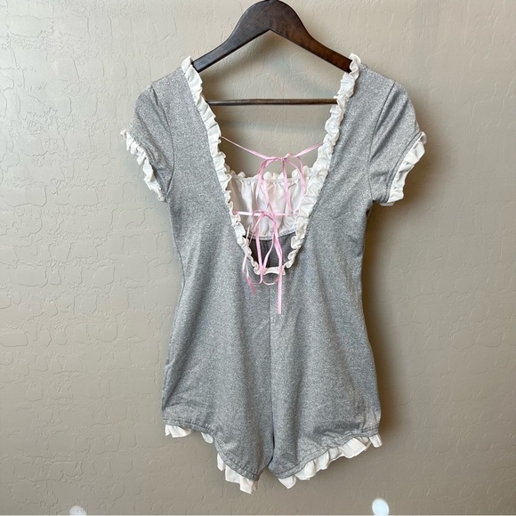 SHEIN stretchy unitard, ruffle hem, pull up, grey and white, sz L, NWOT - Picture 5 of 15